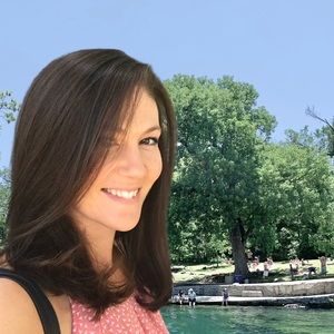 Meet your Posher, Crystal